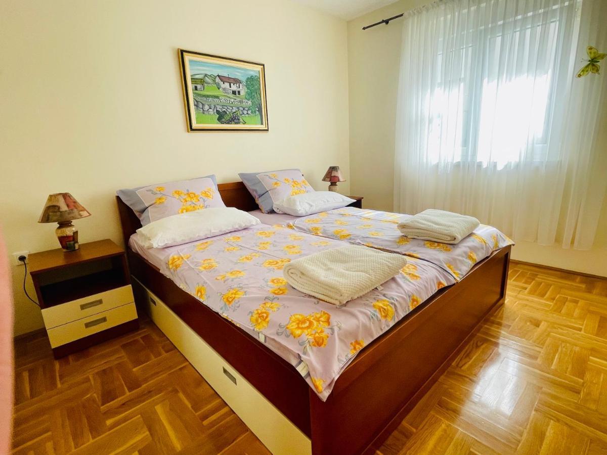 Apartment Mandarina Dugi Rat Exterior foto
